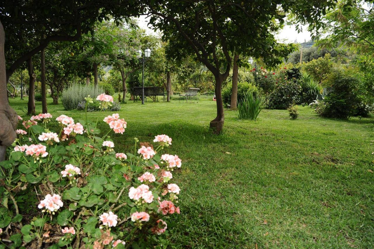 Tenuta Santa Tecla Acireale Exteriör bild
