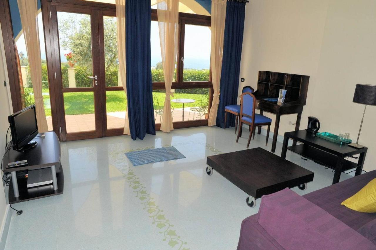 Tenuta Santa Tecla Acireale Rum bild